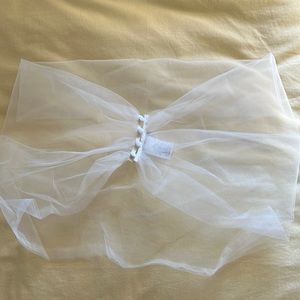 Tuille shoulder wrap